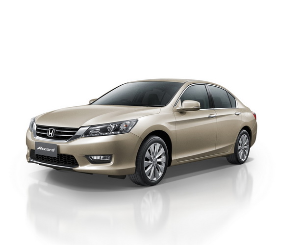 Accord Front 2.0 EL NAVI