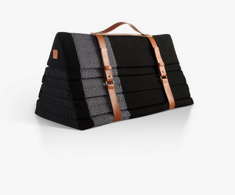 Sansiri Artisan Collection ที่นอนสามเ หลี่ยมผ้าทออีสานแบบพกพา (Mattress)