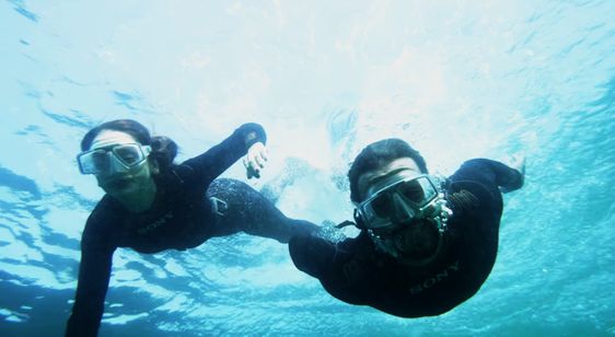 sony xperia aquatech store2