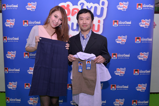 (ขวา)-คุณอานนท์-และ-ซี-ฉัตรปวีร์