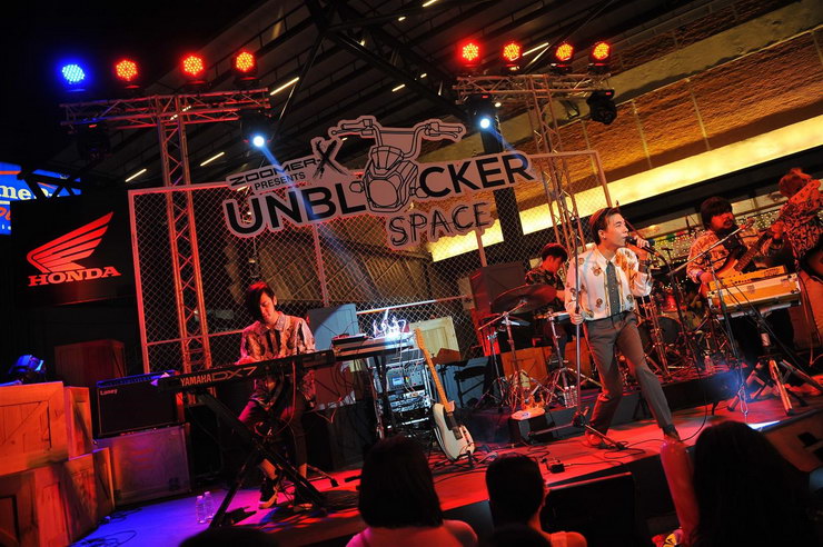 zoomer x unblocked space honda2 re