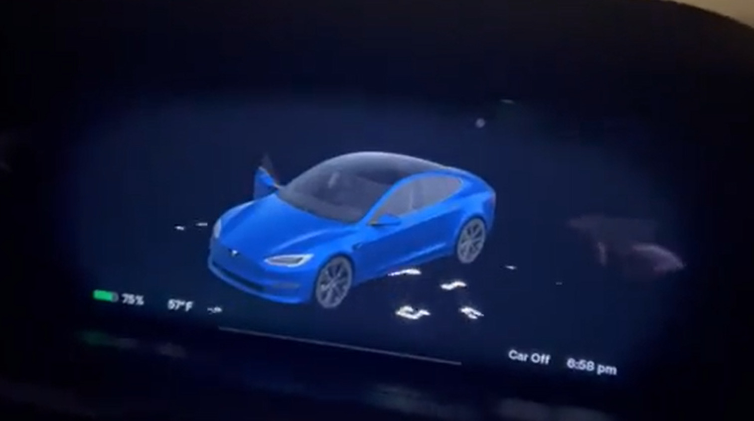 เทสล่าอัปเดทฟีเจอร์รถ เปลี่ยนเสียงแตรเป็นเสียงเรา เตือนคนข้ามนถนนได้