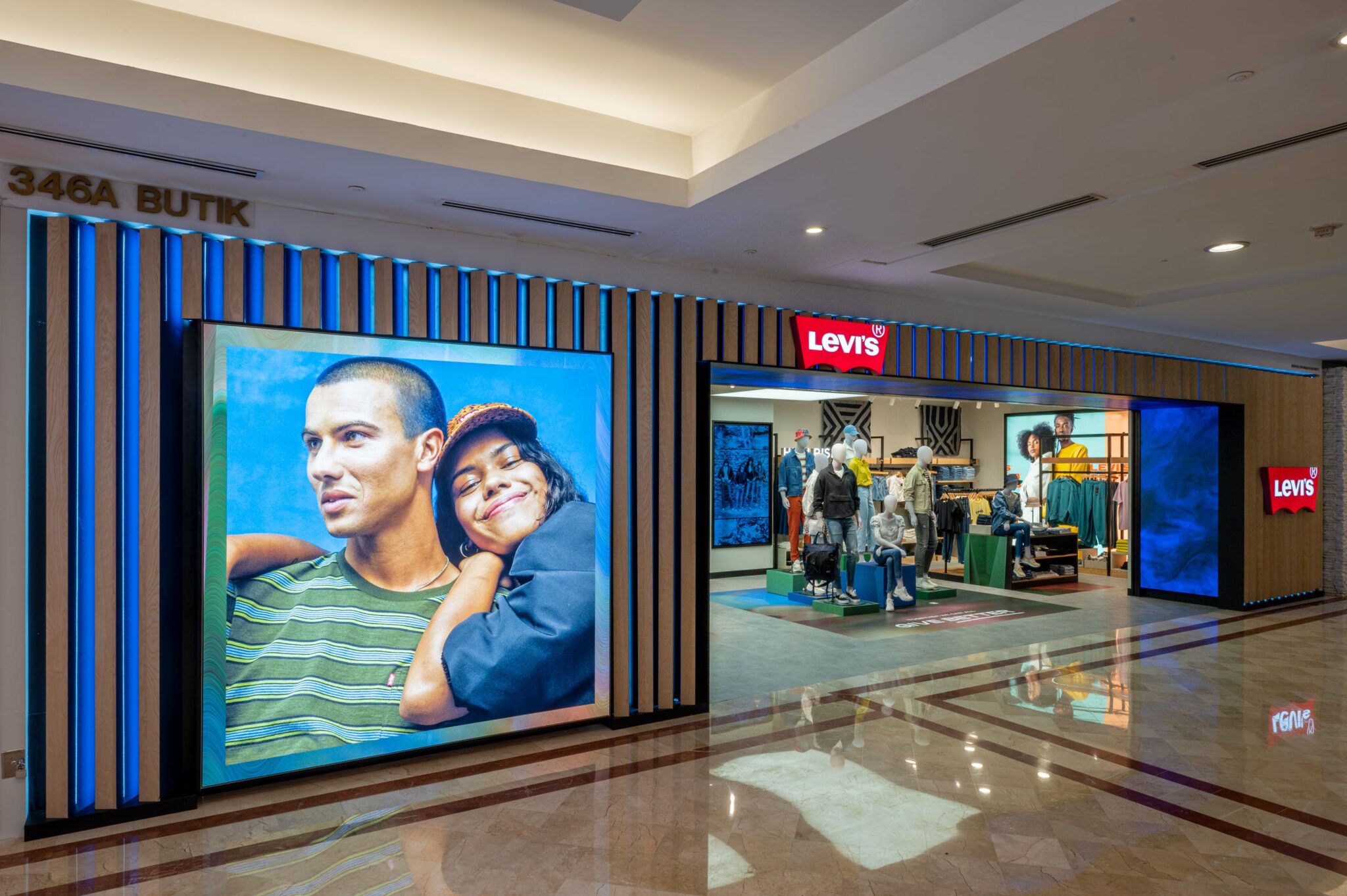 LEVI STRAUSS & CO. - Levi's Store Malaysia