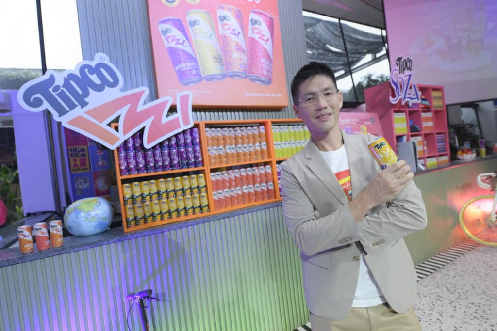 คุณจักรภพ ฉิมอำพันธ์