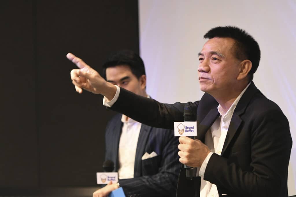 คุณพิทักษ์ รัชกิจประการ