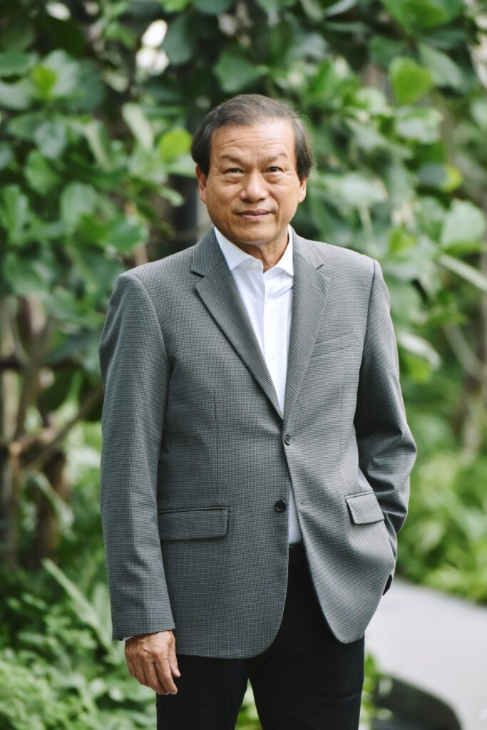 ดร.อภินันท์ โปษยานนท์