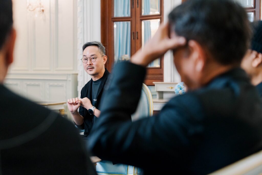 คุณช้างน้อย กุญชร ณ อยุธยา กรรมการผู้จัดการบริษัท คลาวด์แอนด์กราวนด์