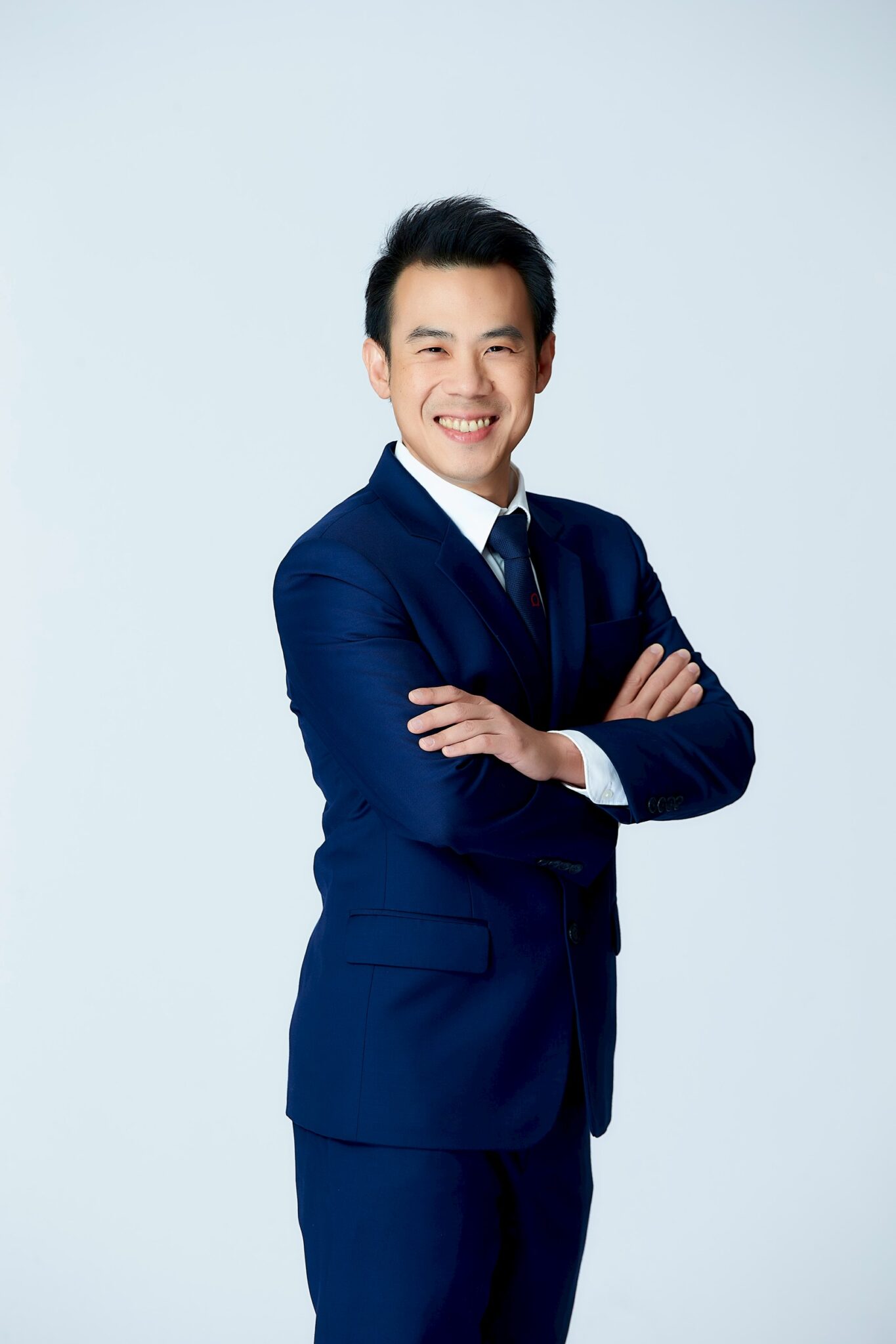 คุณธนวัตร จิรจริยาเวช