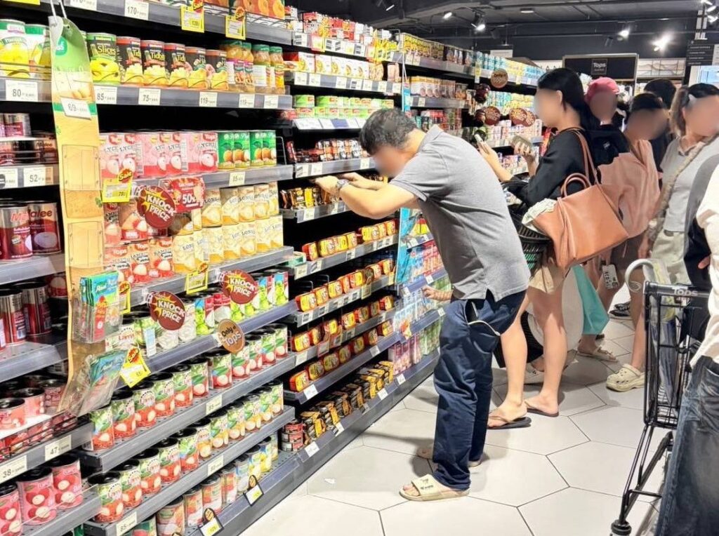 Tops ‘เพิ่มรอบการจัดส่งสินค้าเป็นกรณีพิเศษ’ ยืนยันสินค้าจำเป็นเพียงพอ