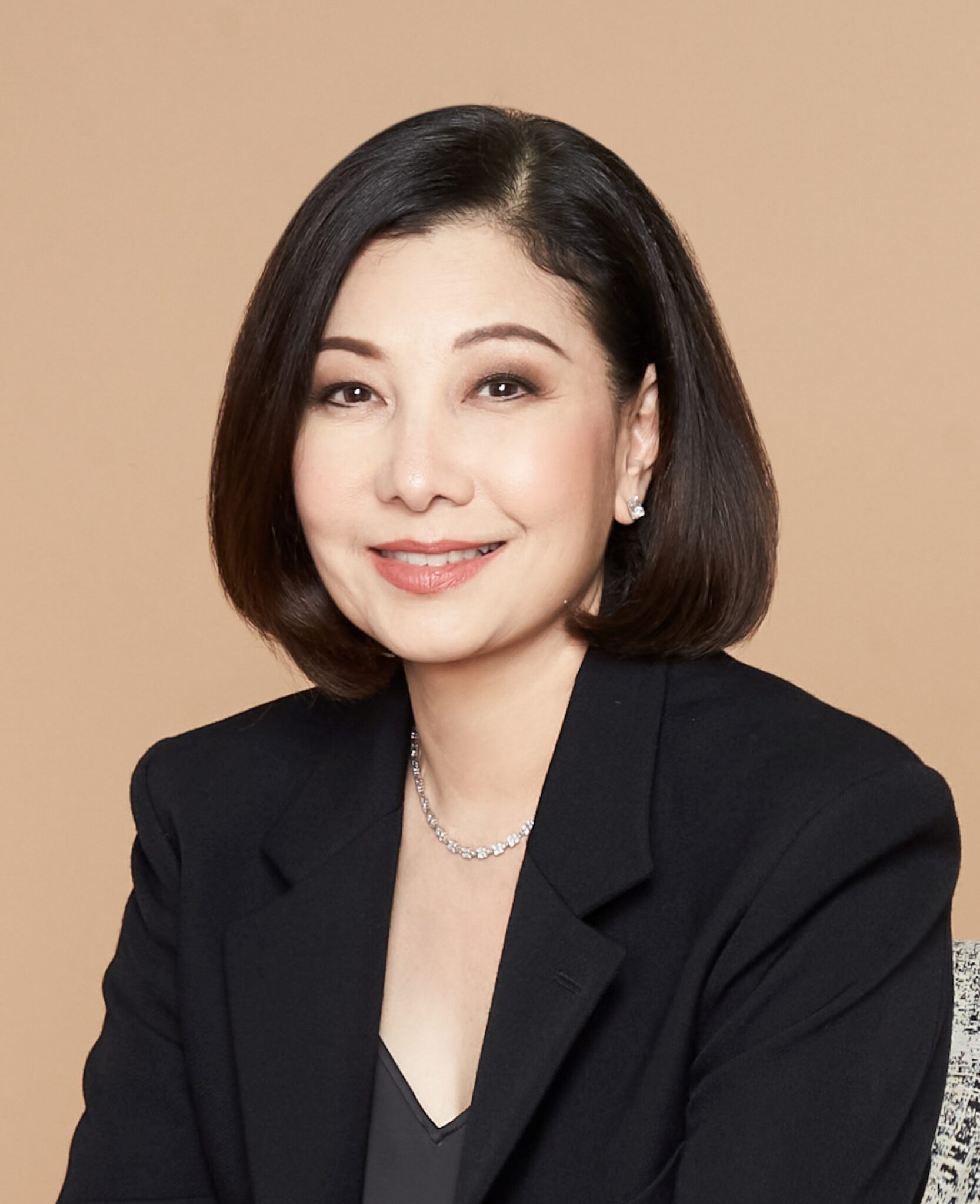 คุณชฎาทิพ จูตระกูล